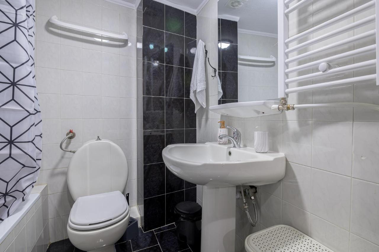Deluxe Central 2 Bdr Apartment Alexandroupoli Exterior photo