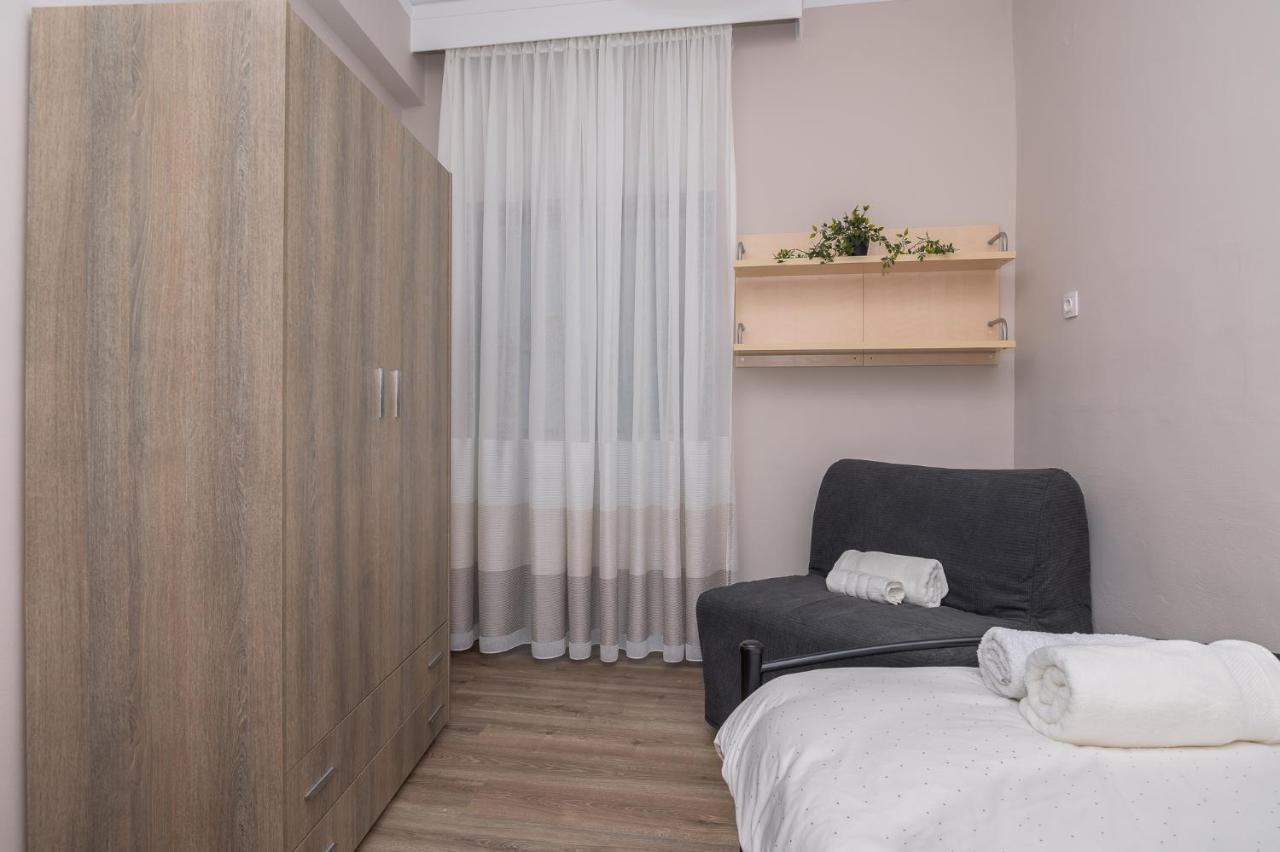 Deluxe Central 2 Bdr Apartment Alexandroupoli Exterior photo